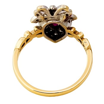 9ct gold Ruby / Diamond Cluster Ring size M